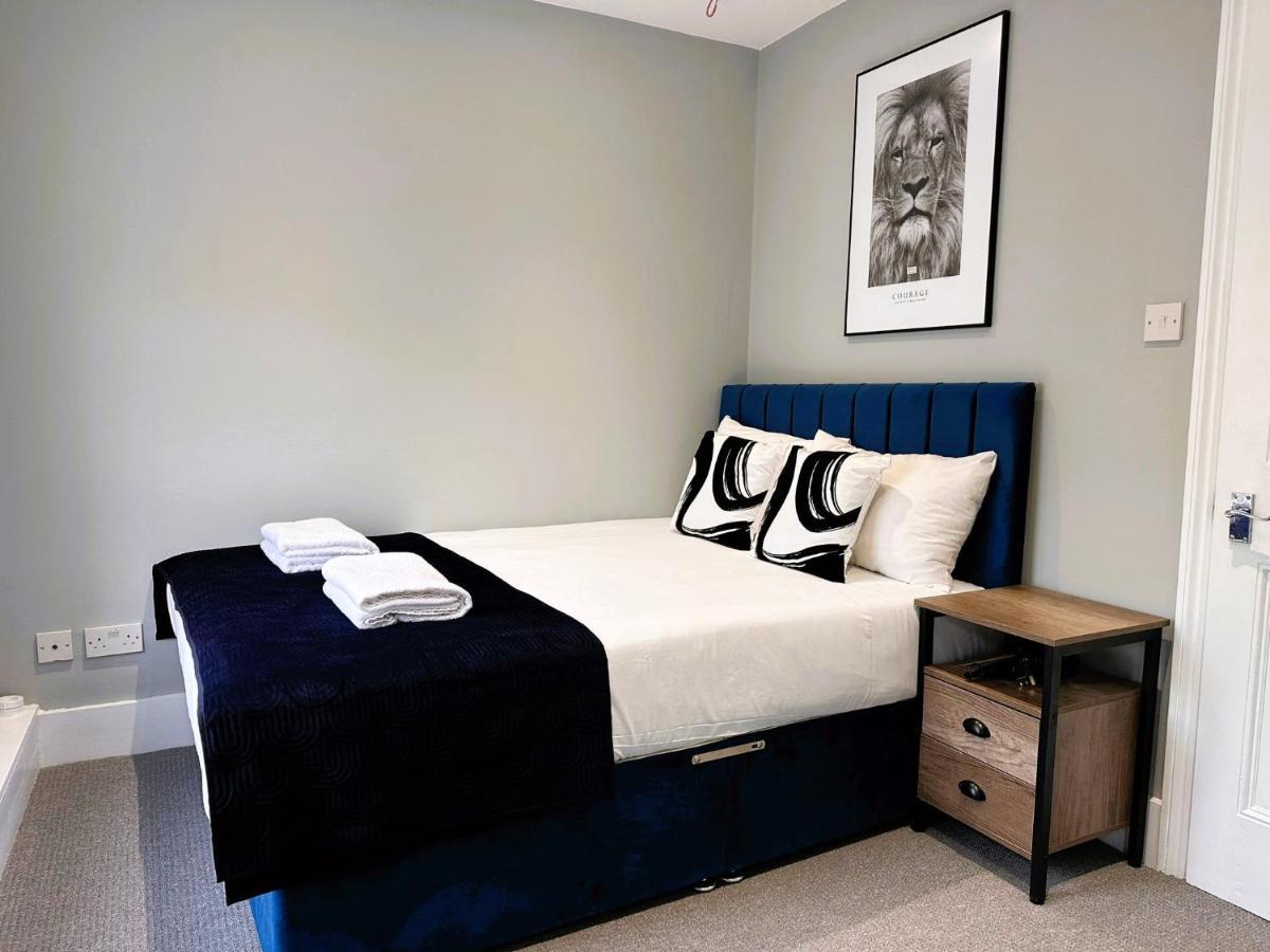 Flash Sale King Size Bed Super Flat Next To Seafront 1 Appartement Hove