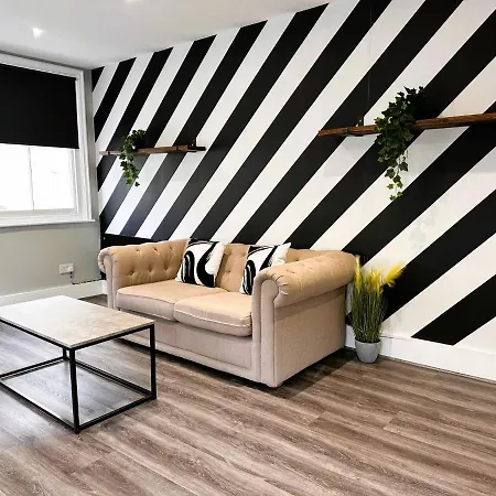 Flash Sale King Size Bed Super Central Flat Next To Seafront 1 Hove Buitenkant foto