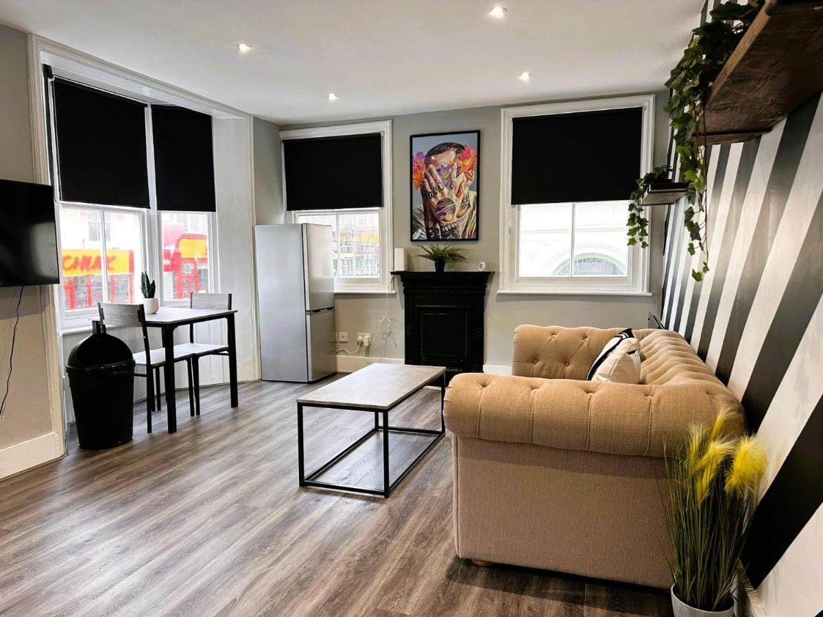 Flash Sale King Size Bed Super Flat Next To Seafront 1